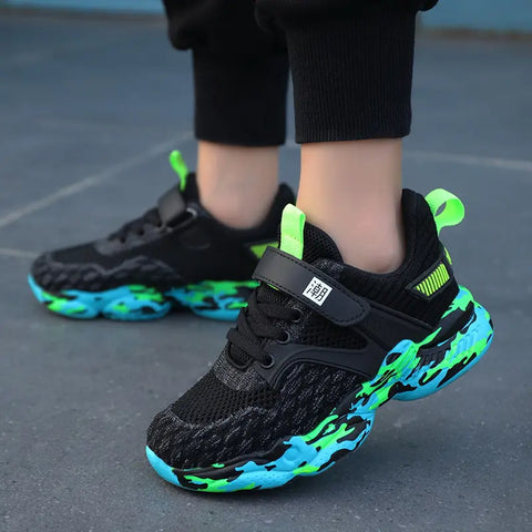 Boys black green camo sole sports trainers