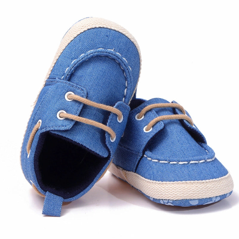 Toddler canvas pre-walker shoes lace up
